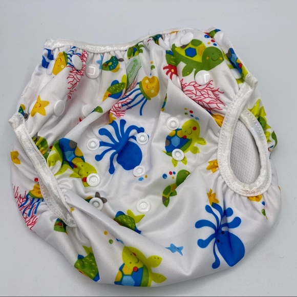 Wegreeco Set of Three Adjustable Snap Diaper Covers Swim Size Large - Picture 3 of 8